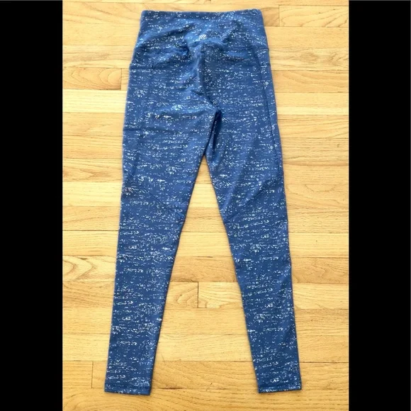 Forever 21 workout leggings with purple and silver, has side pockets XS - Picture 3 of 7